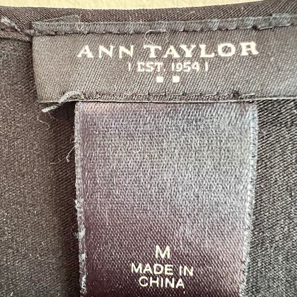 Ann Taylor womens black sleeveless crochet tank blouse - Picture 4 of 7